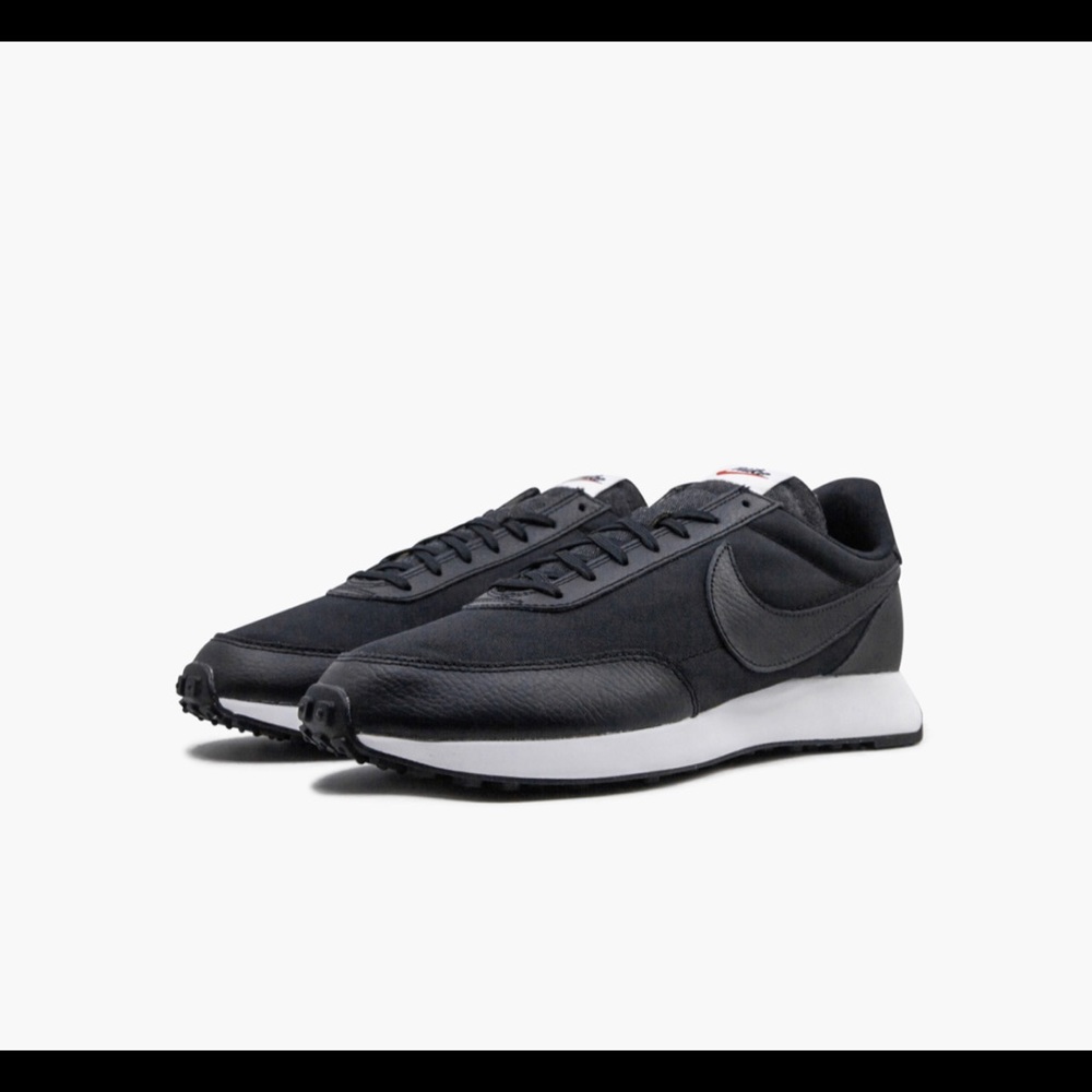 New Nike AIR TAILWIND 79
$125